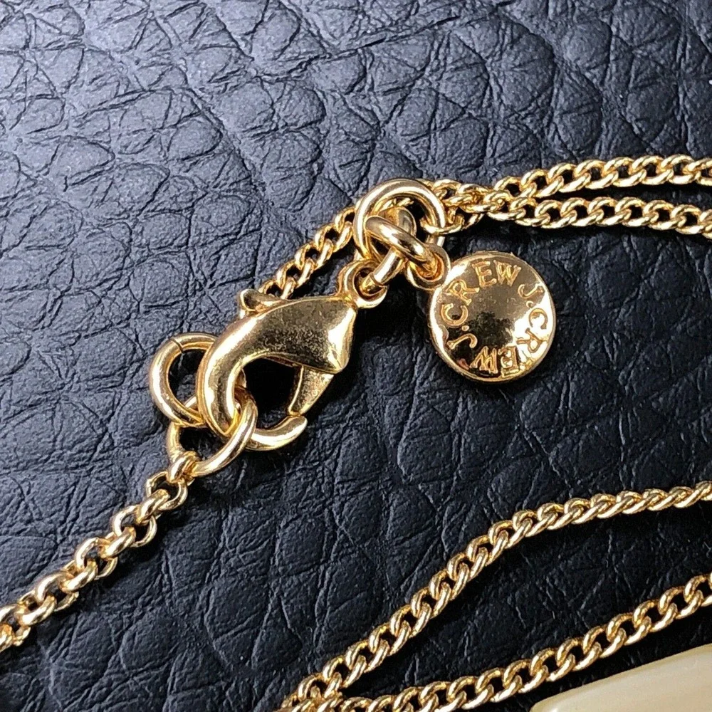 J Crew Pendant Necklace Bead & Tassel Lucite Gold Tone‎ Fringe Long Modern Chain